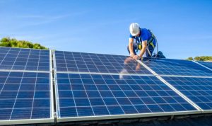 Installation et mise en production des panneaux solaires photovoltaïques à Erquinghem-Lys